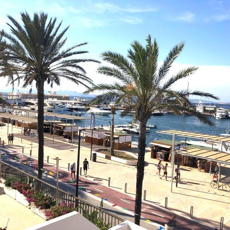 Apartamentos Mar I Vent Puerto De 萨宾娜 外观 照片
