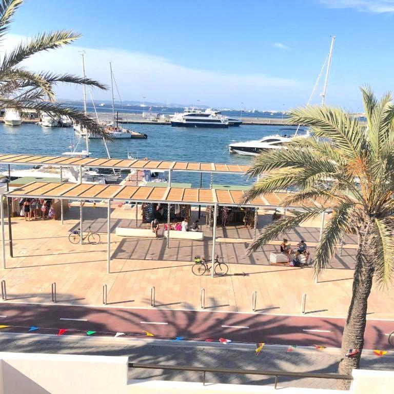 Apartamentos Mar I Vent Puerto De 萨宾娜 外观 照片